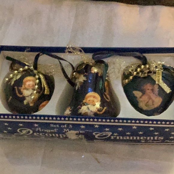Angel Magic Other - 😇NWT Gorgeous Set of 3 Decoupage Assorted Angel Ornaments in Box 😇